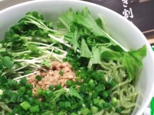 冷やし納豆ざる中華02